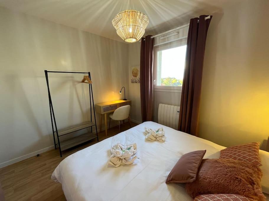 Dahlia, Appt Cosy Avec Parking Et Balcon Apartment Caen Ngoại thất bức ảnh